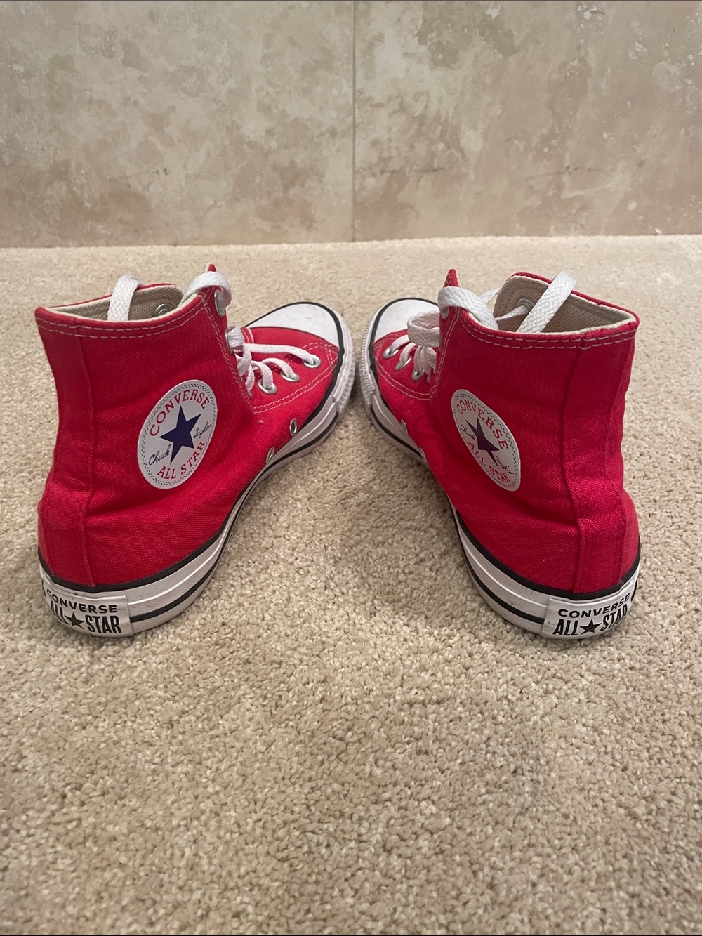 Converse All Star high top shoes, red, men’s size 6 or women’s size 8 - Picture 3 of 7